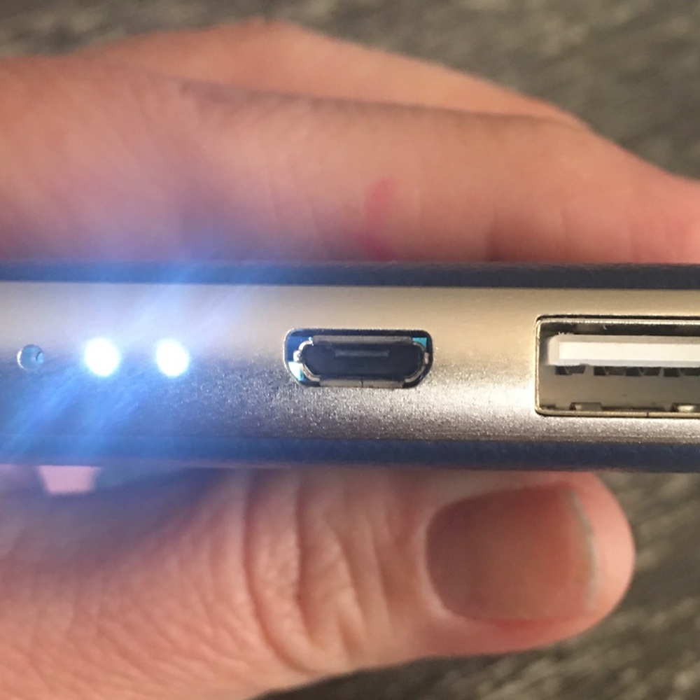(Pre-Loved) ISM Portable Battery Set - Picture 3 of 4